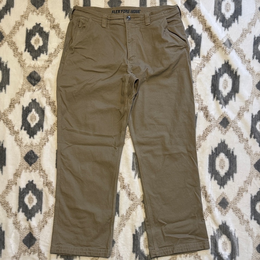 Duluth Trading Co Men's Khaki Chinos